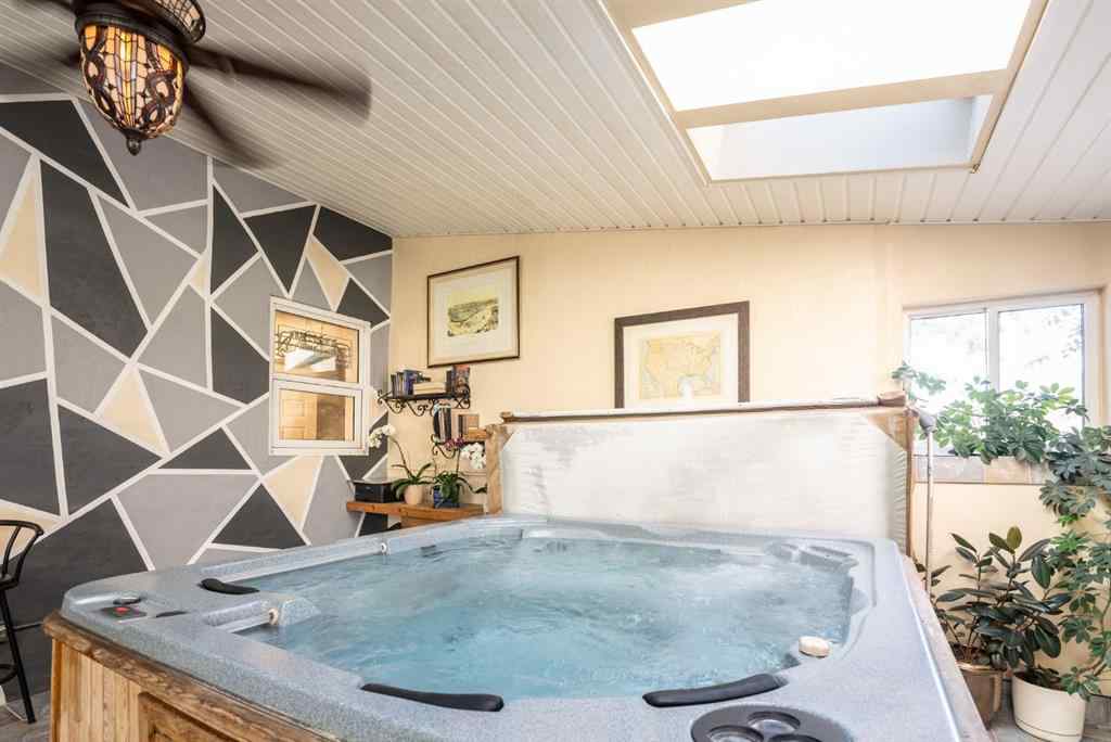 MLS® A2252561 - 329 2 Avenue NE in NONE Milk River, Residential