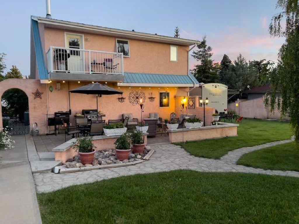 MLS® A2252561 - 329 2 Avenue NE in NONE Milk River, Residential