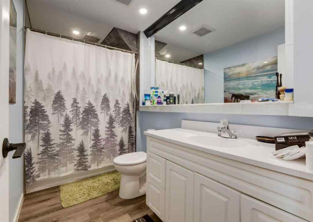 MLS® A2252563 - 1040 16 Street NE in Mayland Heights Calgary, Residential