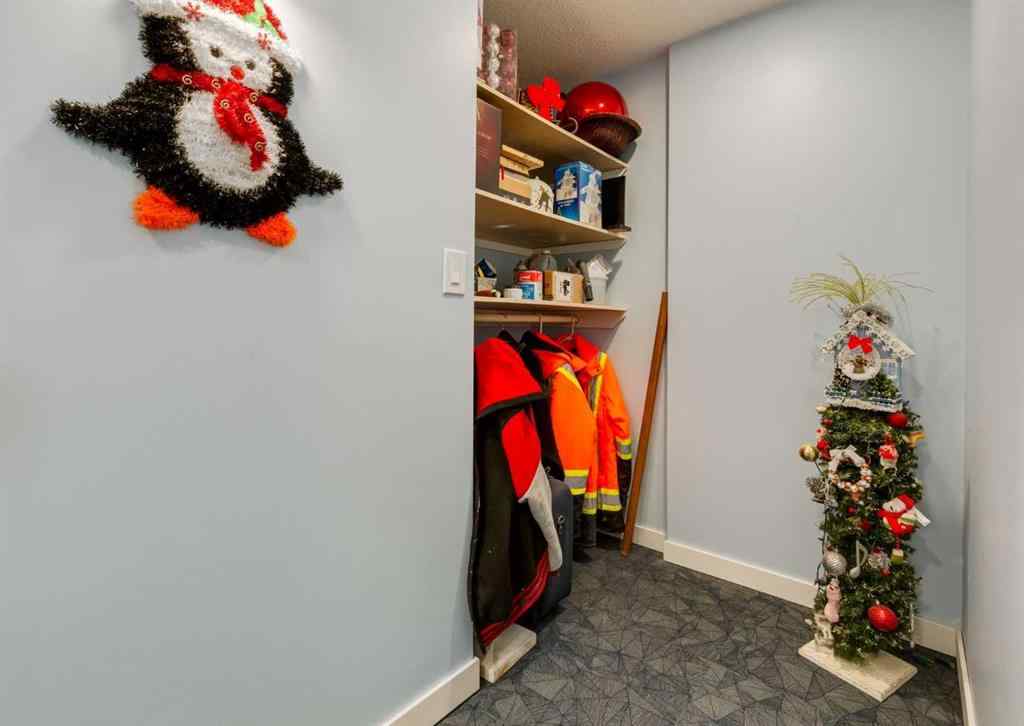 MLS® A2252563 - 1040 16 Street NE in Mayland Heights Calgary, Residential