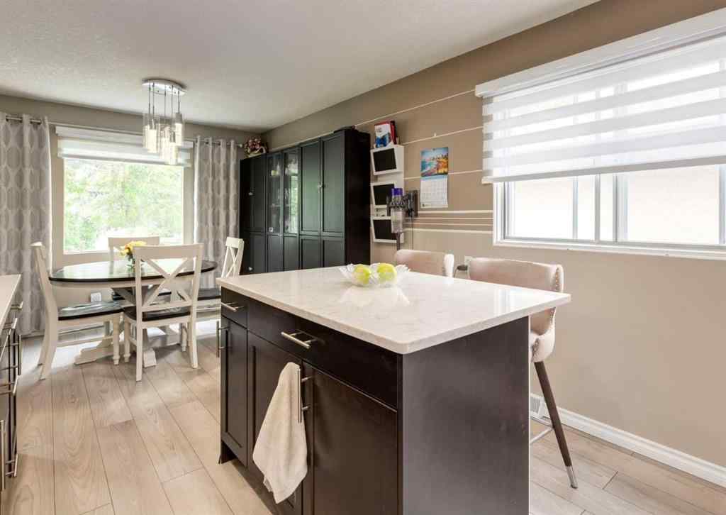 MLS® A2252563 - 1040 16 Street NE in Mayland Heights Calgary, Residential
