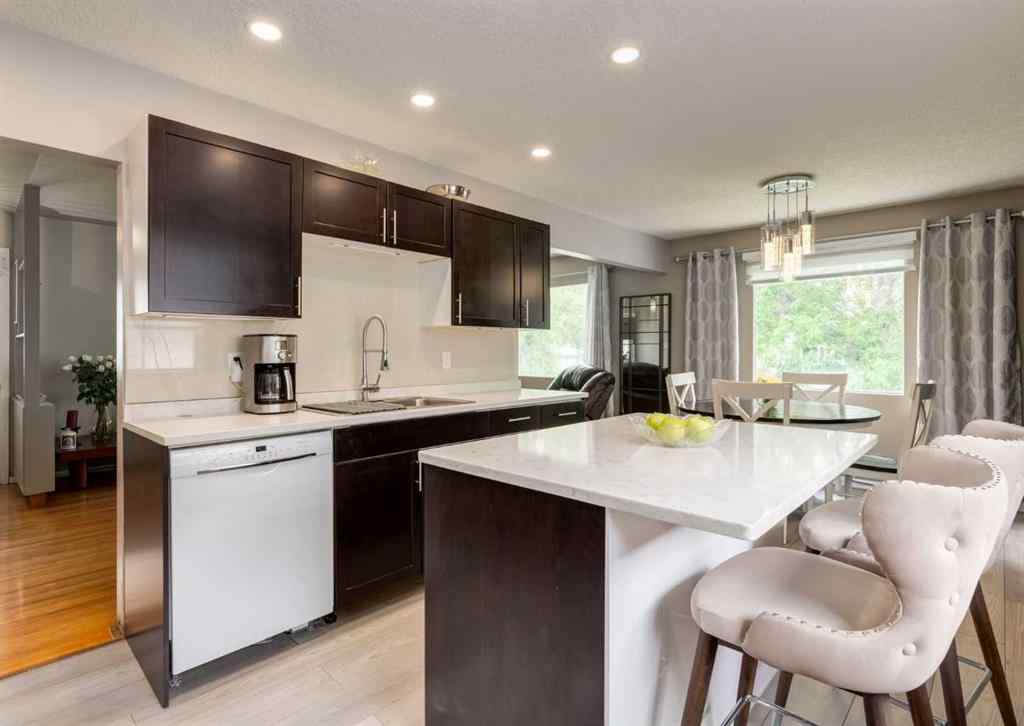 MLS® A2252563 - 1040 16 Street NE in Mayland Heights Calgary, Residential