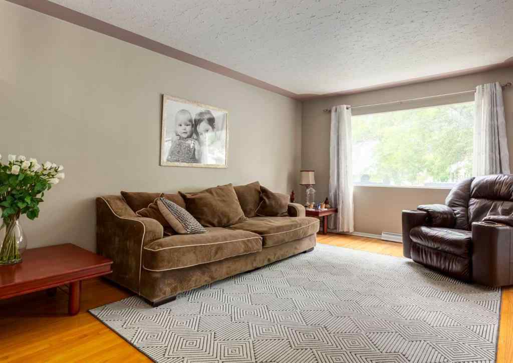MLS® A2252563 - 1040 16 Street NE in Mayland Heights Calgary, Residential