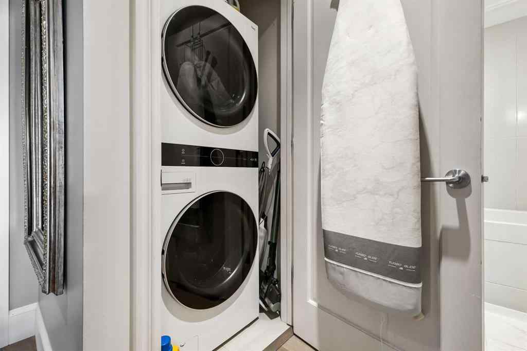 MLS® A2252565 - Unit #205 211 Quarry Way SE in Douglasdale/Glen Calgary, Residential