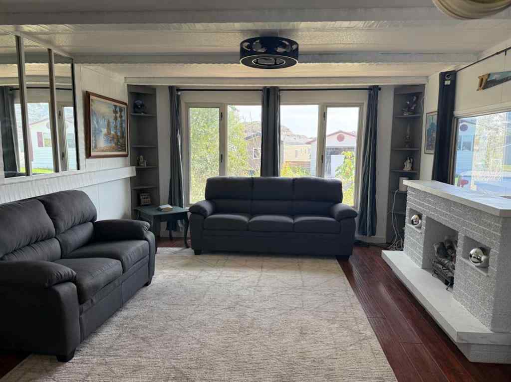 MLS® A2252567 - 64 Greenwood Villa   in Newcastle Drumheller, Mobile
