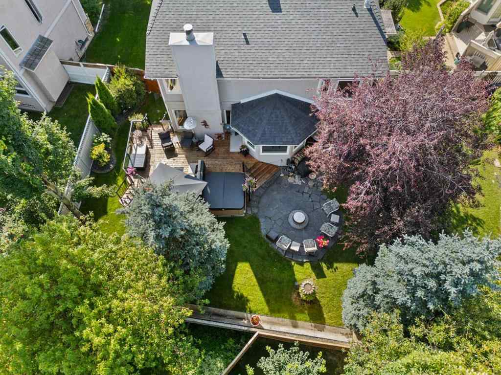 MLS® A2252570 - 87 Shawnee Crescent SW in Shawnee Slopes Calgary, Residential
