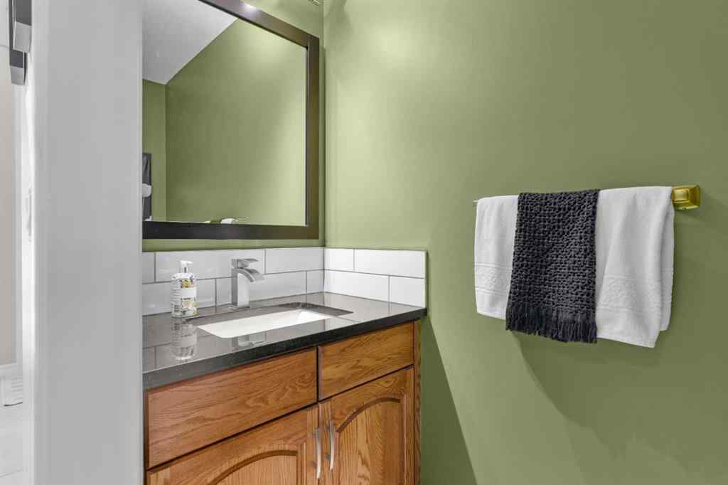 MLS® A2252570 - 87 Shawnee Crescent SW in Shawnee Slopes Calgary, Residential