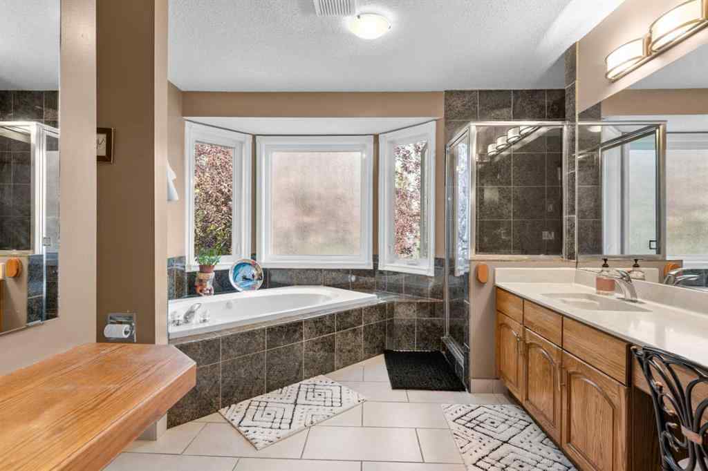 MLS® A2252570 - 87 Shawnee Crescent SW in Shawnee Slopes Calgary, Residential