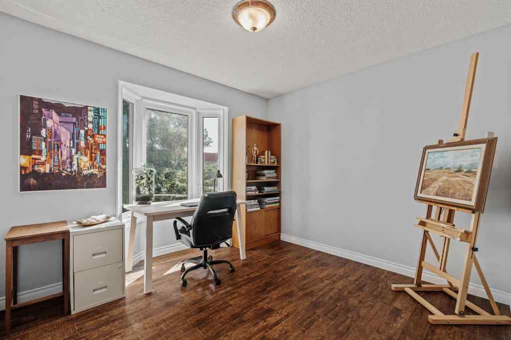 MLS® A2252571 - 20 Hunters Gate  in Hunters Glen Okotoks, Residential
