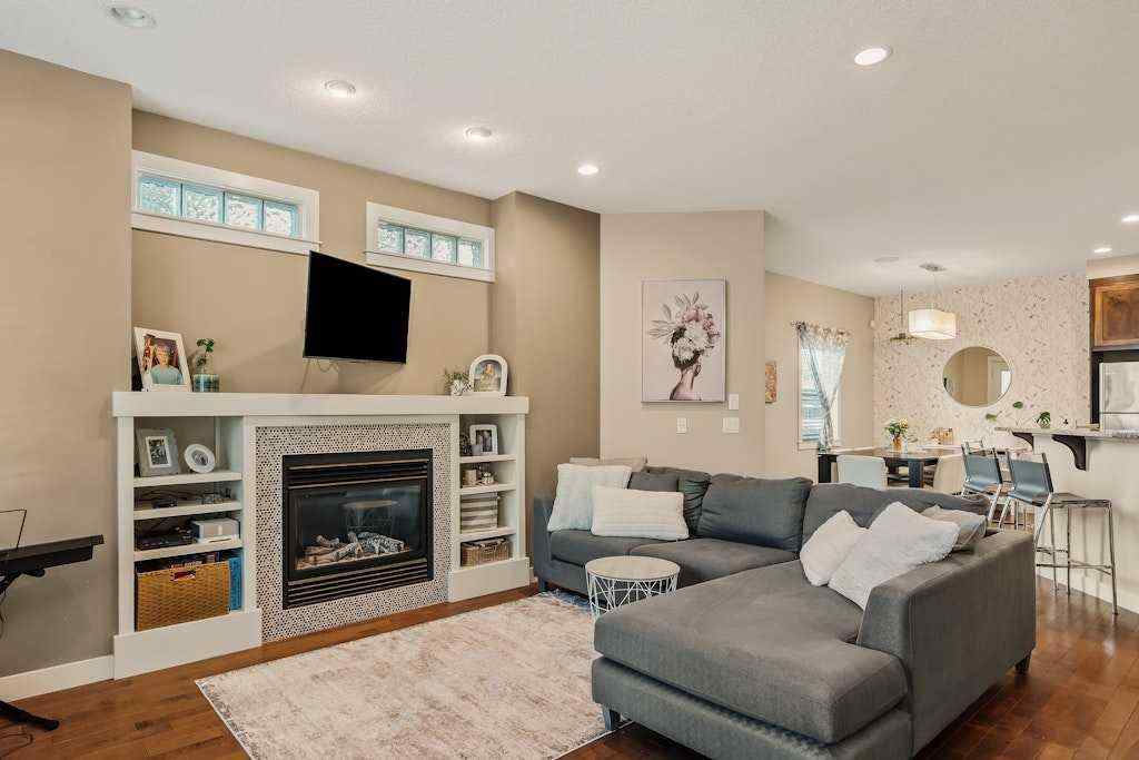 MLS® A2252572 - Unit #1 1930 35 Street SW in Killarney/Glengarry Calgary, Residential