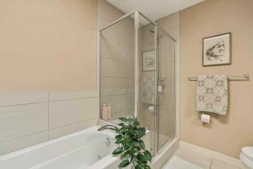 MLS® A2252572 - Unit #1 1930 35 Street SW in Killarney/Glengarry Calgary, Residential