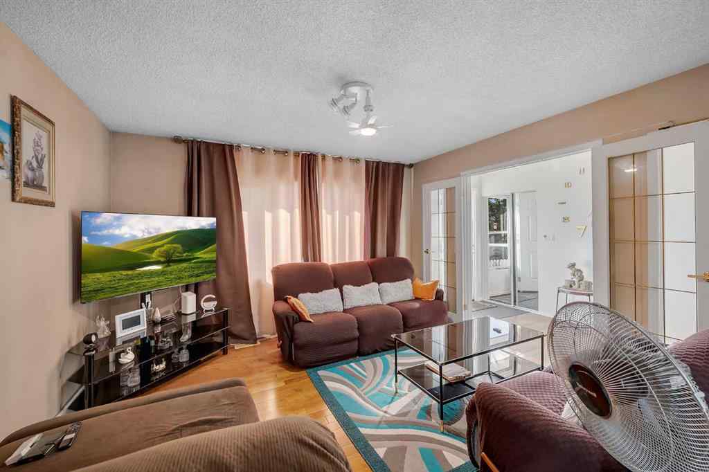 MLS® A2252582 - 5848 Maddock Drive NE in Marlborough Park Calgary, Residential