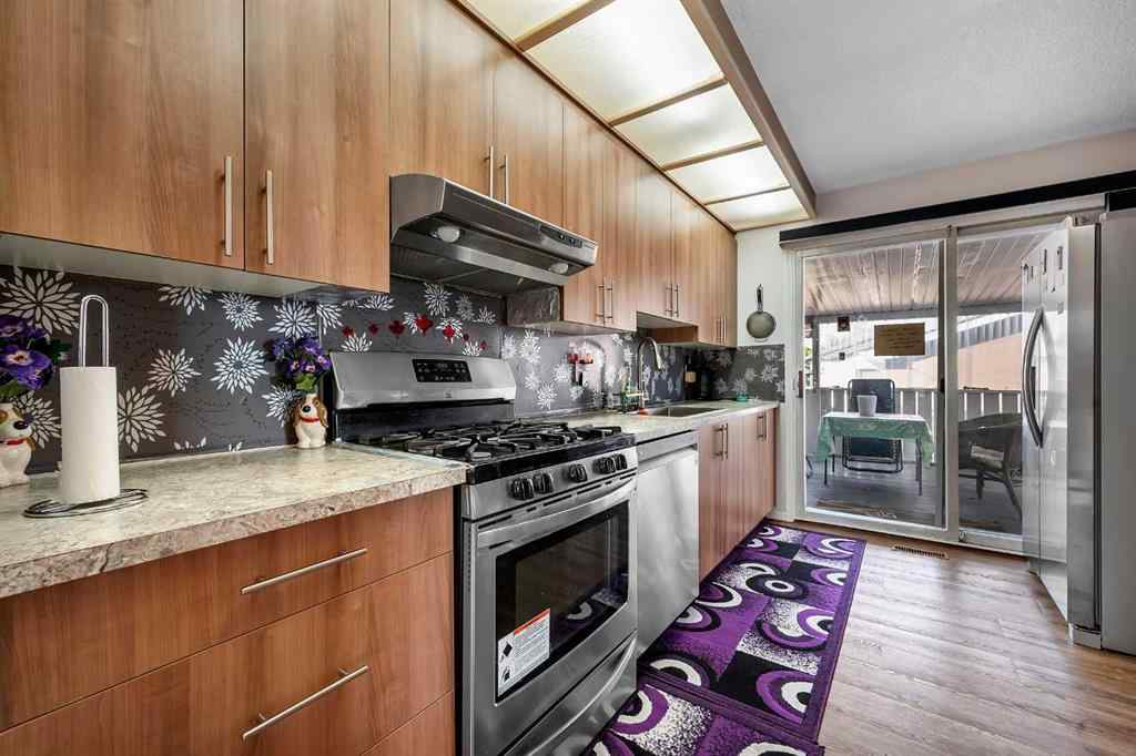 MLS® A2252582 - 5848 Maddock Drive NE in Marlborough Park Calgary, Residential