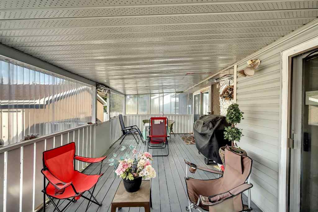 MLS® A2252582 - 5848 Maddock Drive NE in Marlborough Park Calgary, Residential