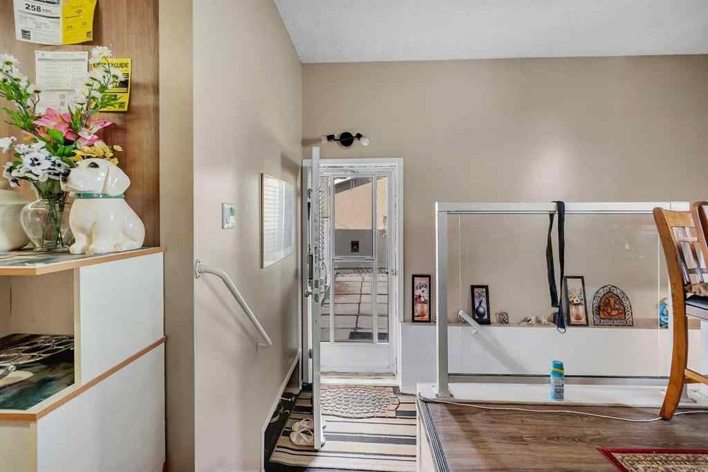 MLS® A2252582 - 5848 Maddock Drive NE in Marlborough Park Calgary, Residential