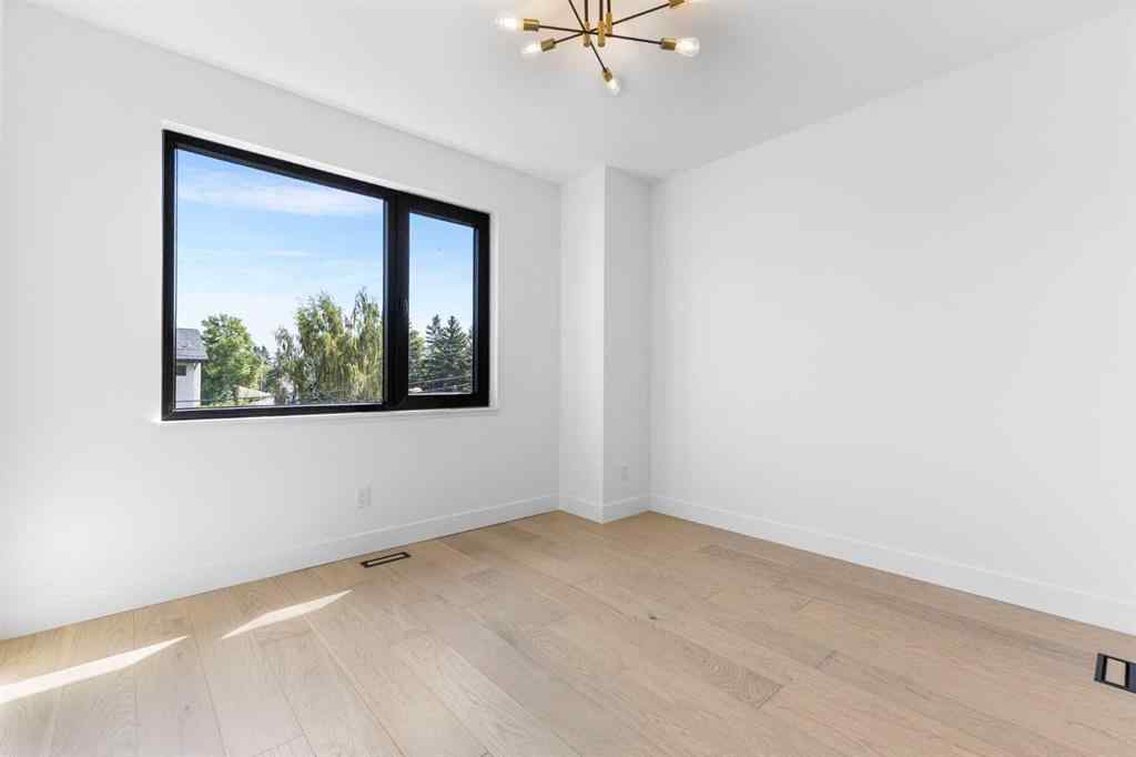 MLS® A2252583 - 3716 44 Street SW in Glenbrook Calgary, Residential
