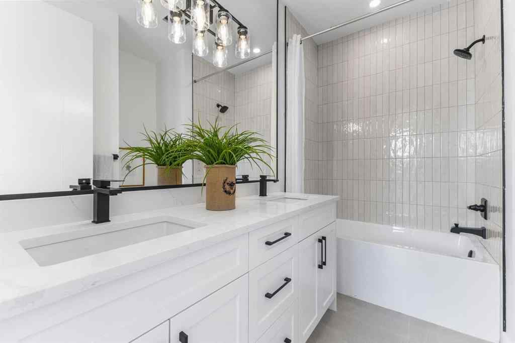 MLS® A2252583 - 3716 44 Street SW in Glenbrook Calgary, Residential