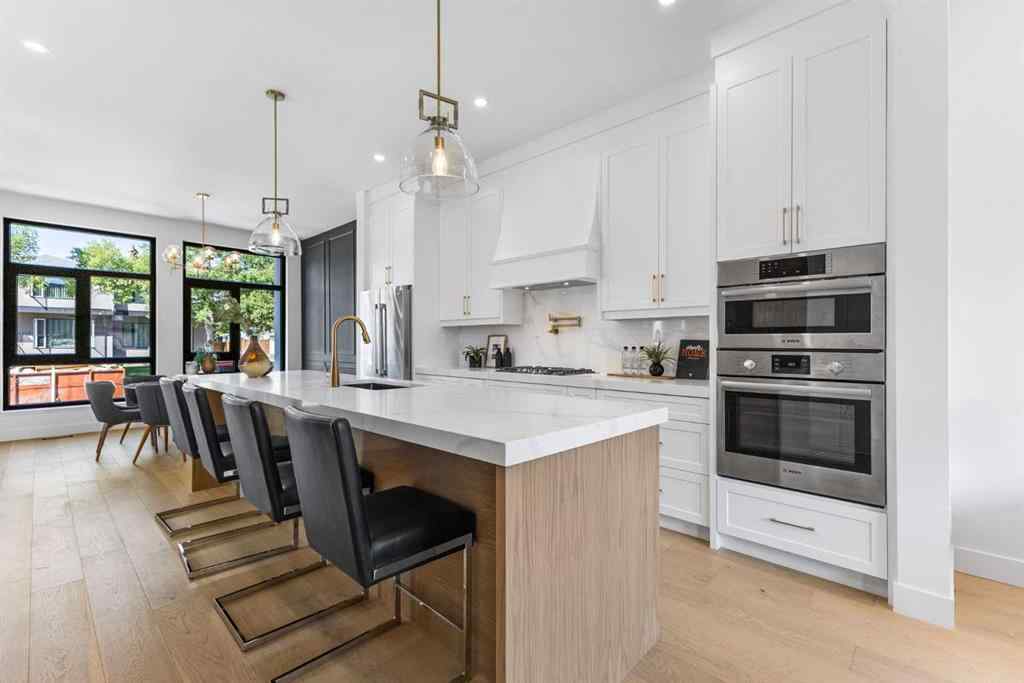 MLS® A2252583 - 3716 44 Street SW in Glenbrook Calgary, Residential