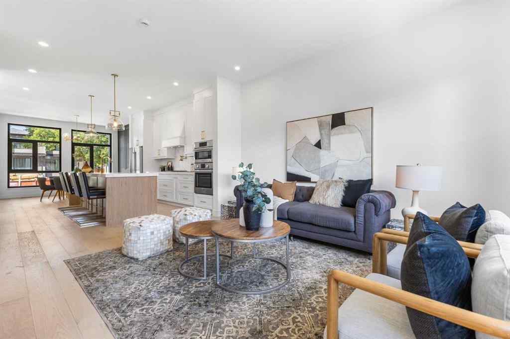 MLS® A2252583 - 3716 44 Street SW in Glenbrook Calgary, Residential