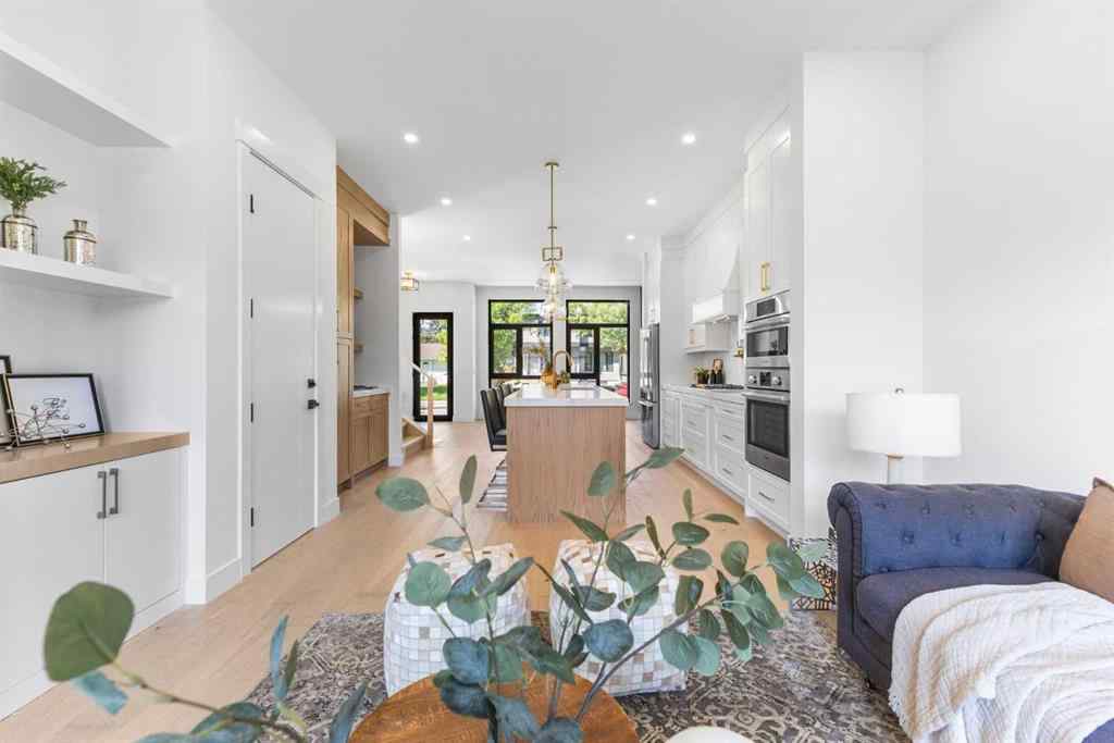 MLS® A2252583 - 3716 44 Street SW in Glenbrook Calgary, Residential