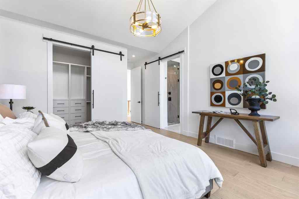MLS® A2252583 - 3716 44 Street SW in Glenbrook Calgary, Residential