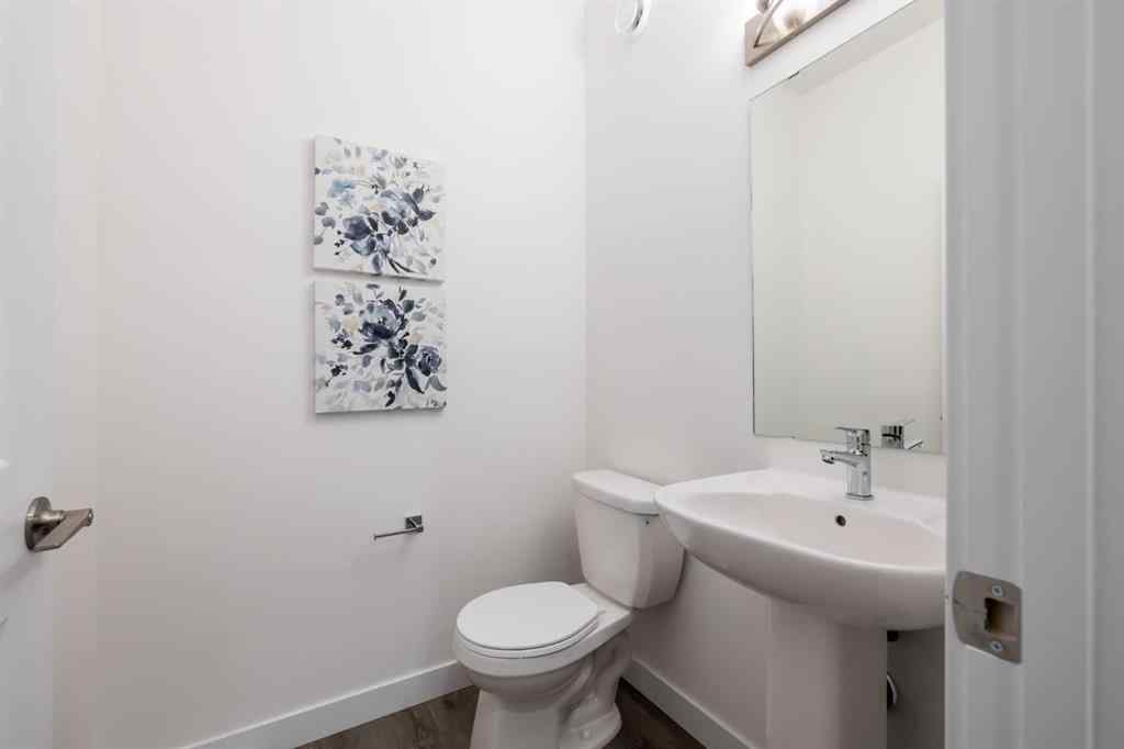 MLS® A2252584 - 25 Heritage Manor  in Heritage Hills Cochrane, Residential
