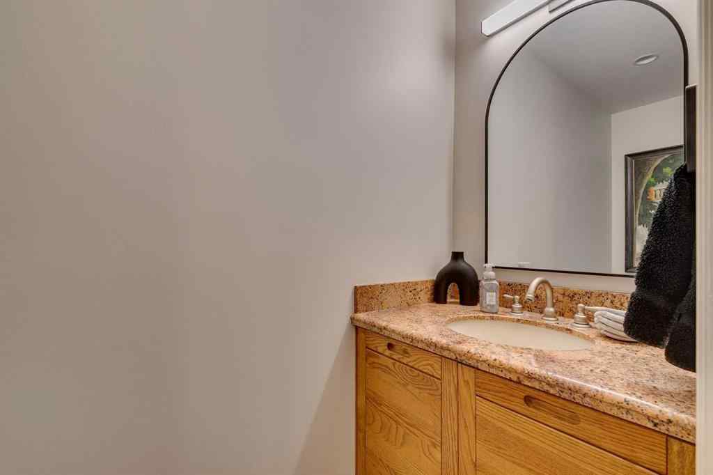 MLS® A2252587 - Unit #9 1220 Prominence Way SW in Patterson Calgary, Residential