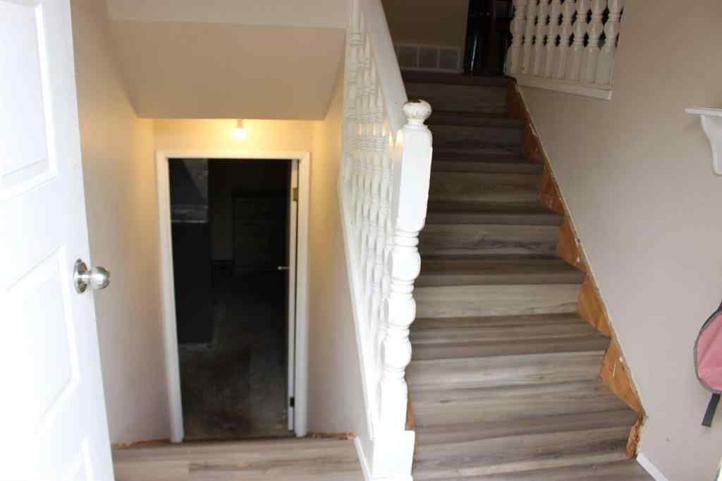 MLS® A2252590 - 719 B Rosewood Avenue  in NONE Picture Butte, Residential