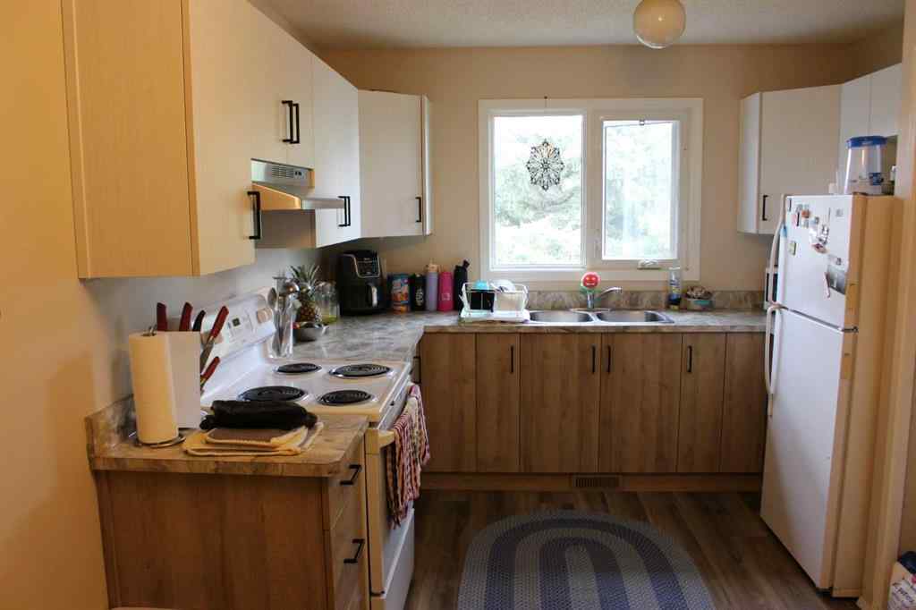 MLS® A2252590 - 719 B Rosewood Avenue  in NONE Picture Butte, Residential