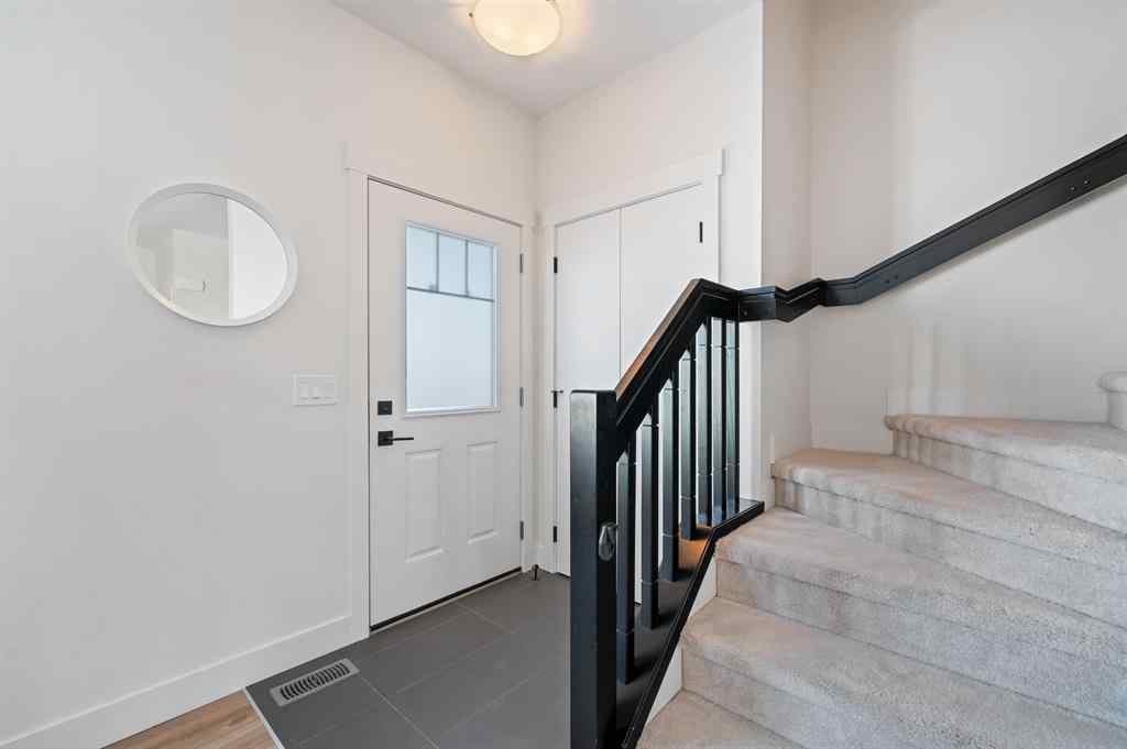 MLS® A2252595 - 39 Sunrise Heights  in Sunset Ridge Cochrane, Residential