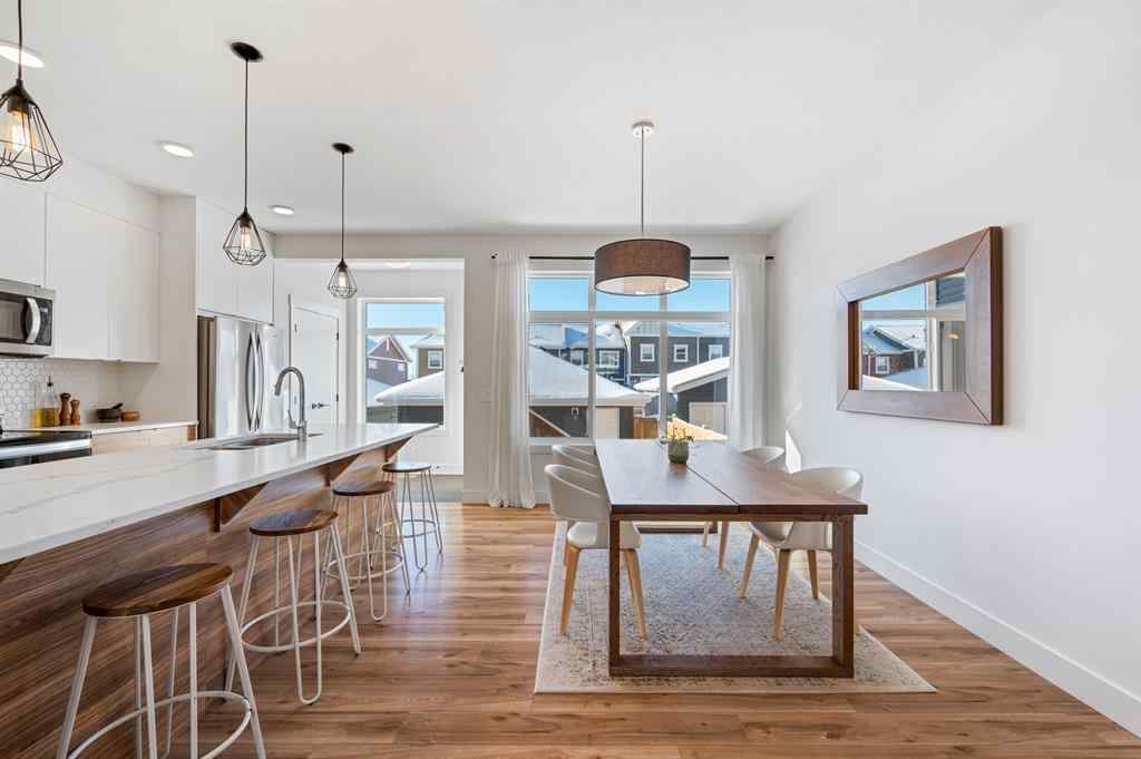 MLS® A2252595 - 39 Sunrise Heights  in Sunset Ridge Cochrane, Residential