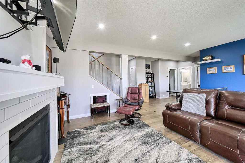 MLS® A2252599 - 9 Bishop Circle  in NONE Carstairs, Residential