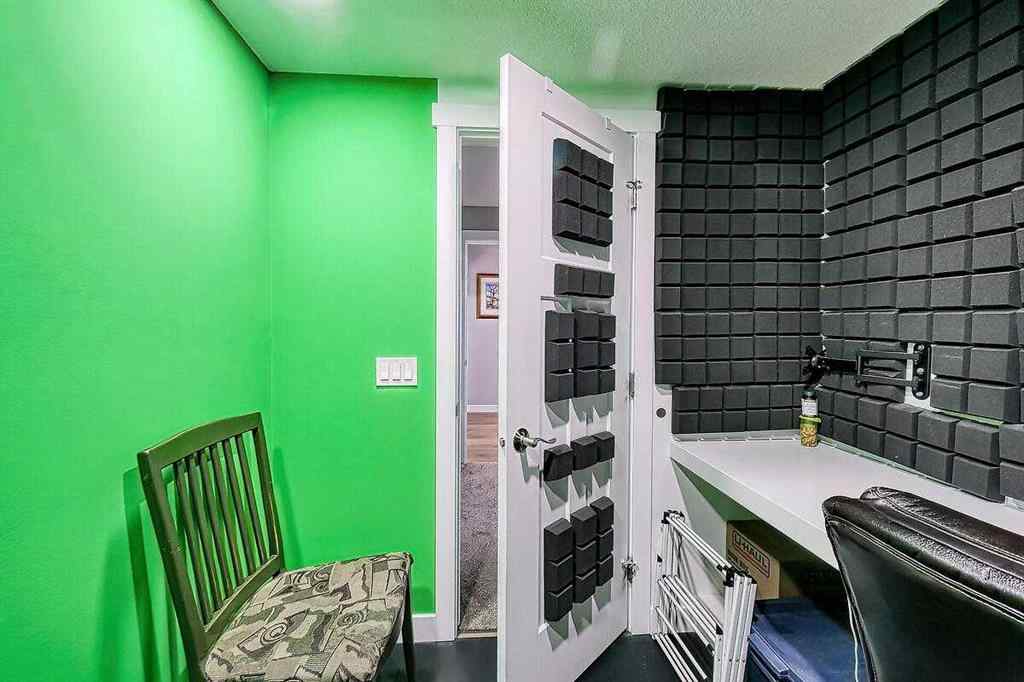 MLS® A2252599 - 9 Bishop Circle  in NONE Carstairs, Residential