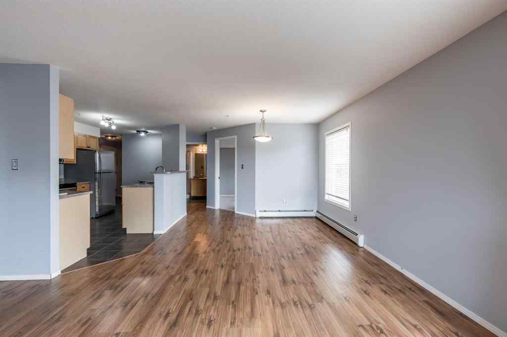 MLS® A2252604 - Unit #220 1648 Saamis Drive NW in Northwest Crescent Heights Medicine Hat, Residential