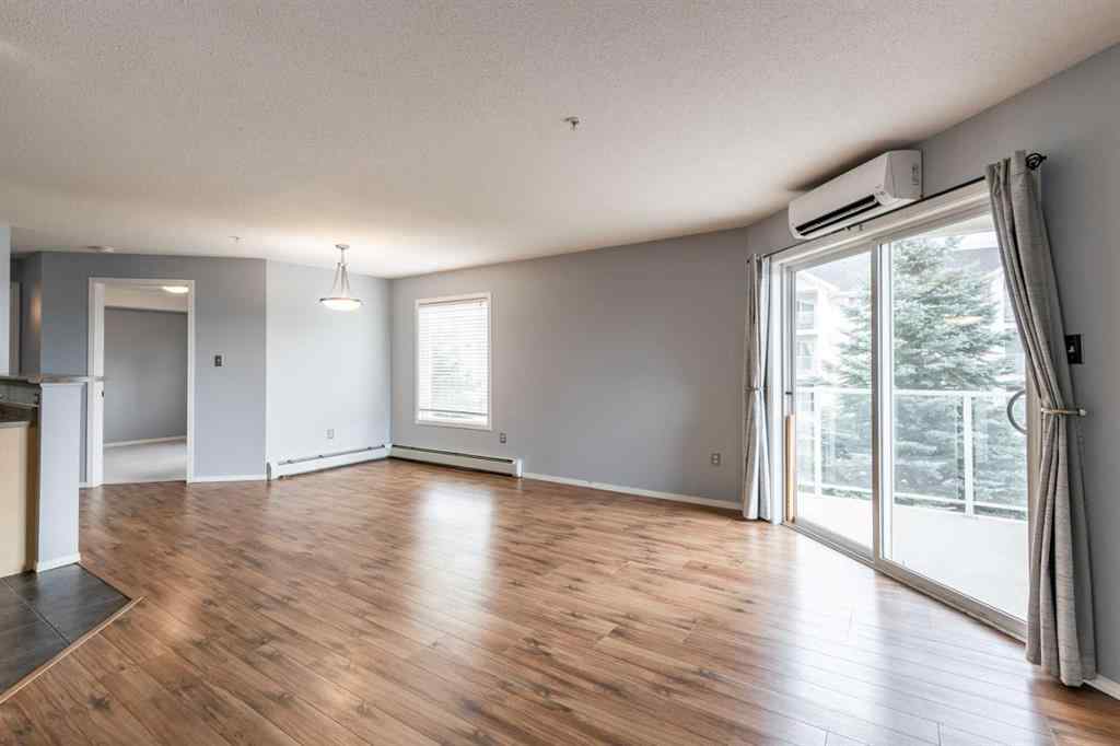 MLS® A2252604 - Unit #220 1648 Saamis Drive NW in Northwest Crescent Heights Medicine Hat, Residential