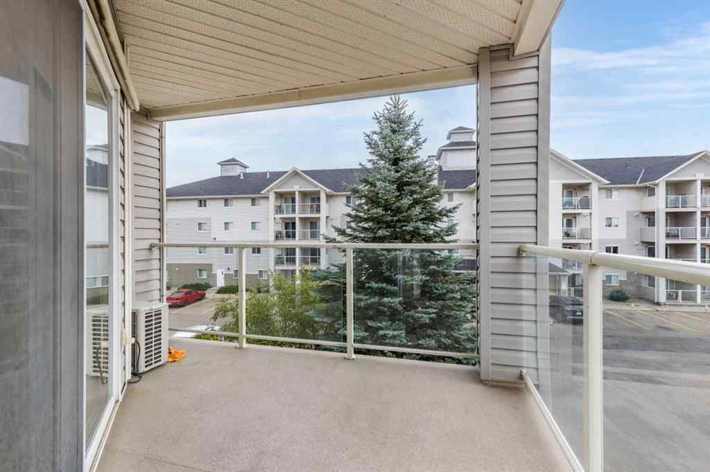 MLS® A2252604 - Unit #220 1648 Saamis Drive NW in Northwest Crescent Heights Medicine Hat, Residential