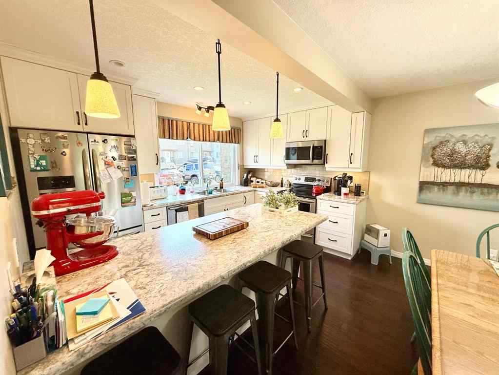 MLS® A2252606 - Unit #324 457 COLLINGE Road  in Hillcrest Hinton, Residential