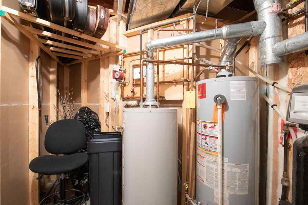 MLS® A2252609 - 87 Valentine Crescent  in Vanier Woods Red Deer, Residential