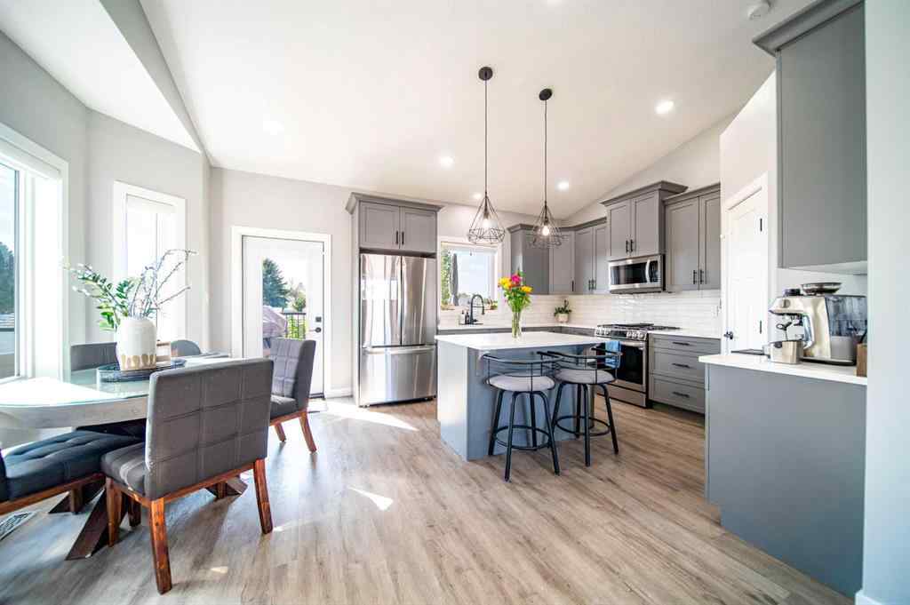 MLS® A2252611 - 534 24 Street  in Wainwright Wainwright, Residential