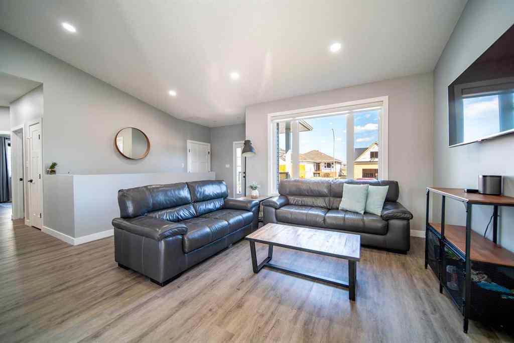 MLS® A2252611 - 534 24 Street  in Wainwright Wainwright, Residential