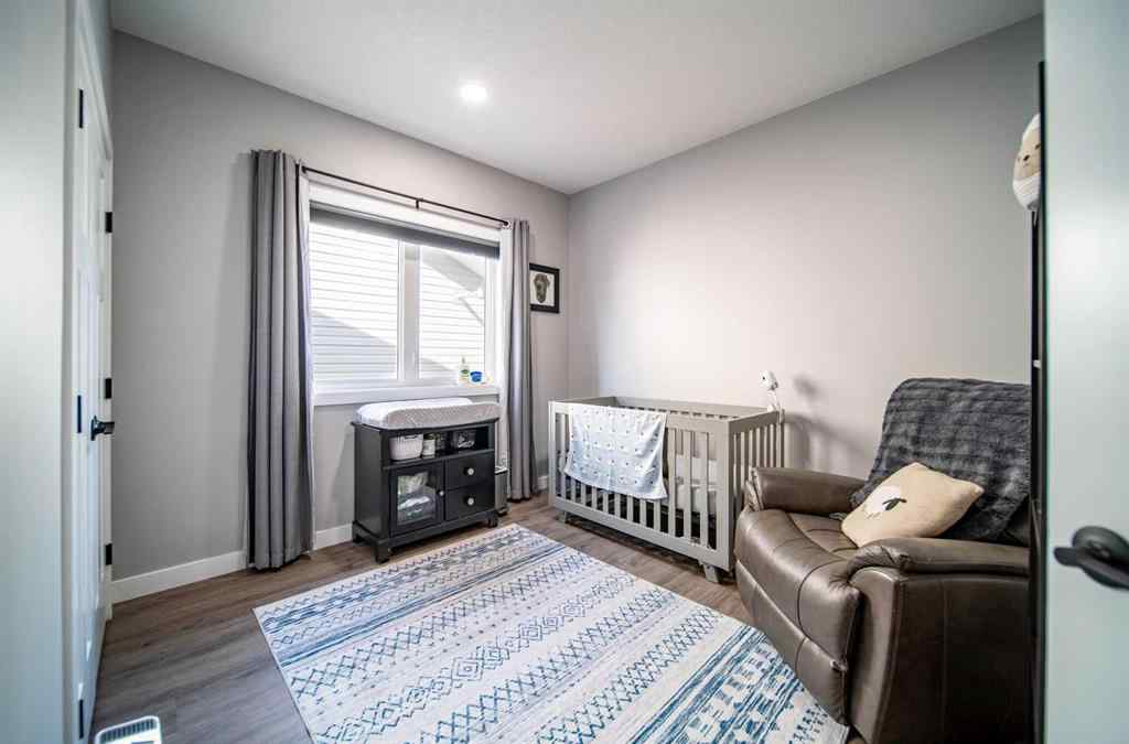 MLS® A2252611 - 534 24 Street  in Wainwright Wainwright, Residential