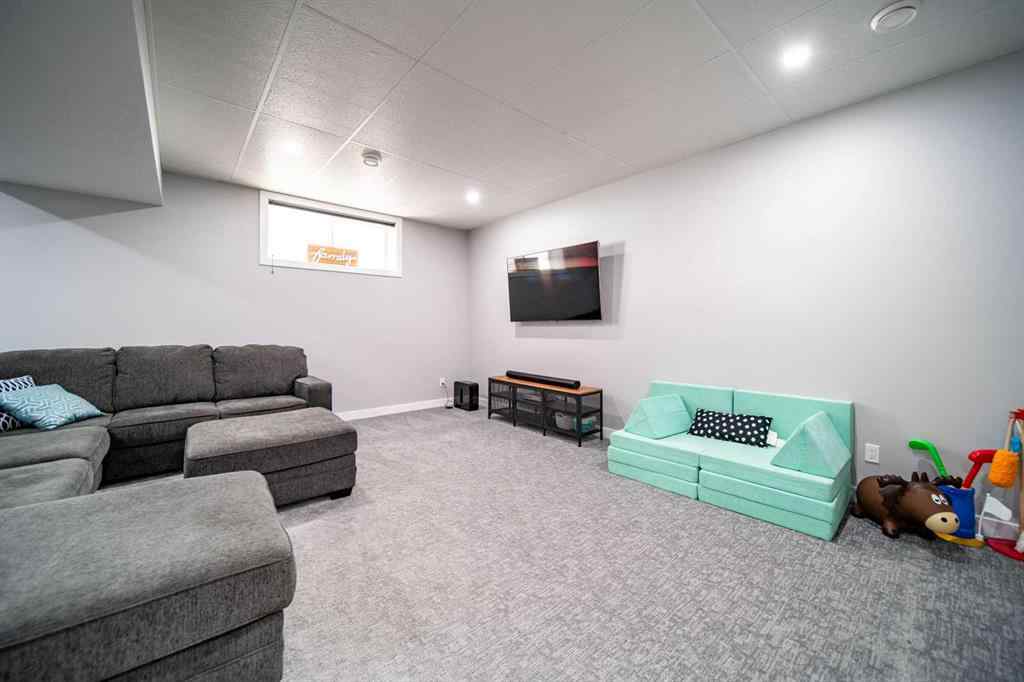 MLS® A2252611 - 534 24 Street  in Wainwright Wainwright, Residential