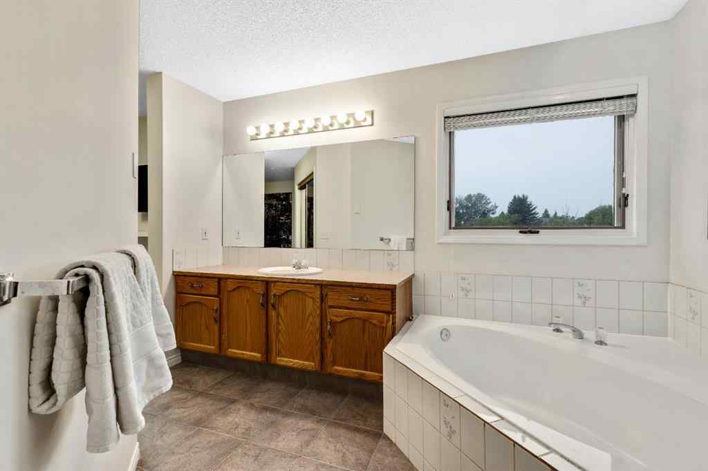 MLS® A2252612 - 68 Downey Road  in Downey Ridge Okotoks, Residential