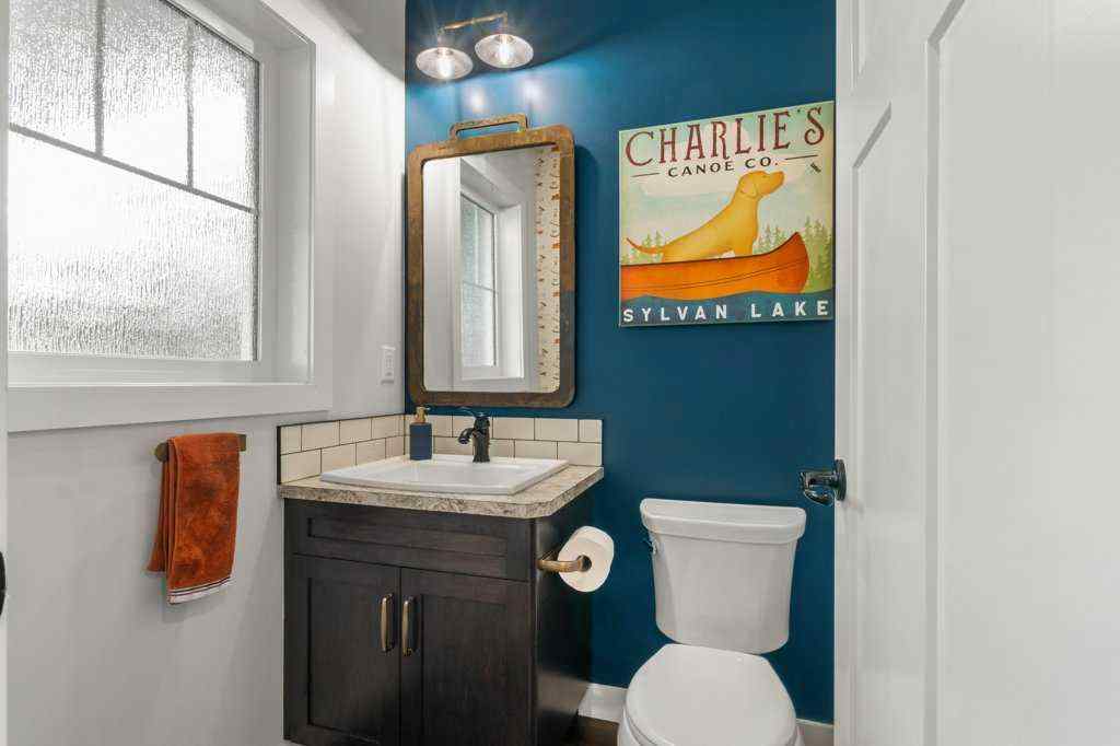 MLS® A2252613 - 60 Reynolds Road  in Ryders Ridge Sylvan Lake, Residential