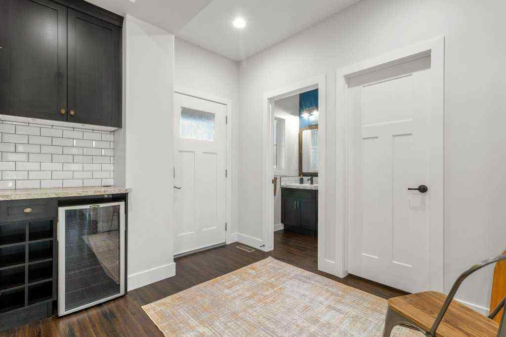 MLS® A2252613 - 60 Reynolds Road  in Ryders Ridge Sylvan Lake, Residential