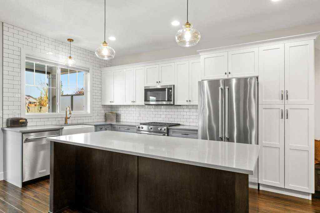 MLS® A2252613 - 60 Reynolds Road  in Ryders Ridge Sylvan Lake, Residential