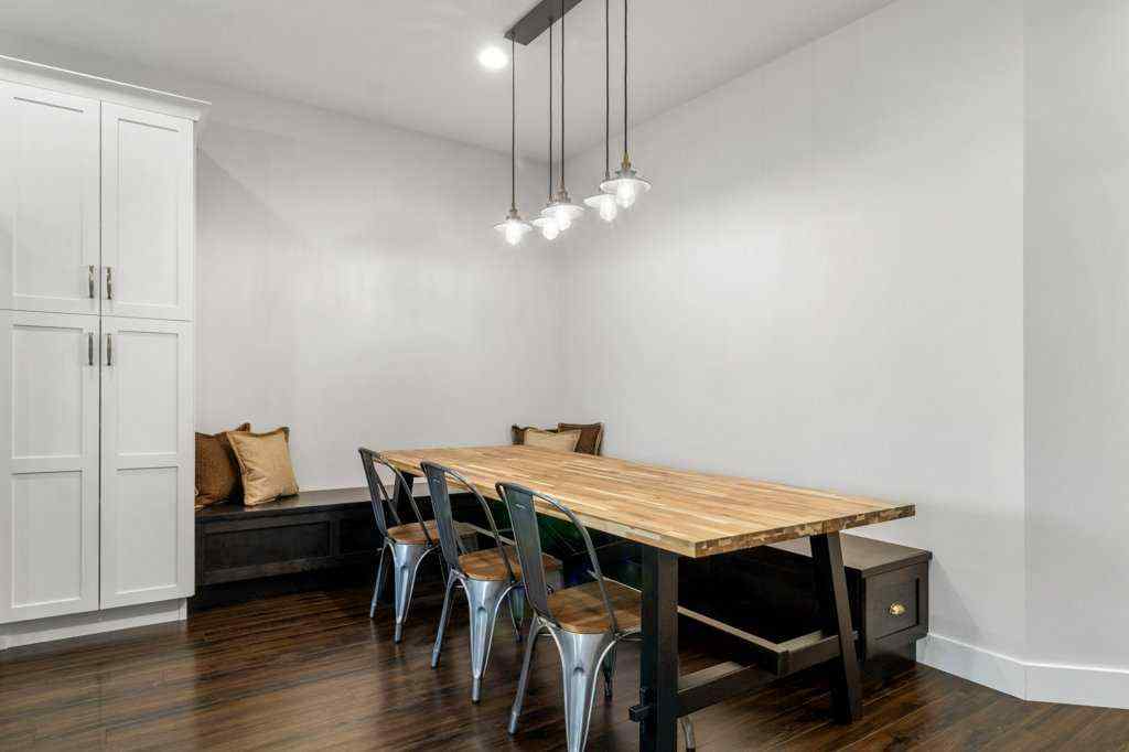 MLS® A2252613 - 60 Reynolds Road  in Ryders Ridge Sylvan Lake, Residential