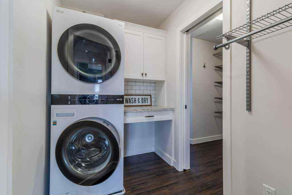 MLS® A2252613 - 60 Reynolds Road  in Ryders Ridge Sylvan Lake, Residential