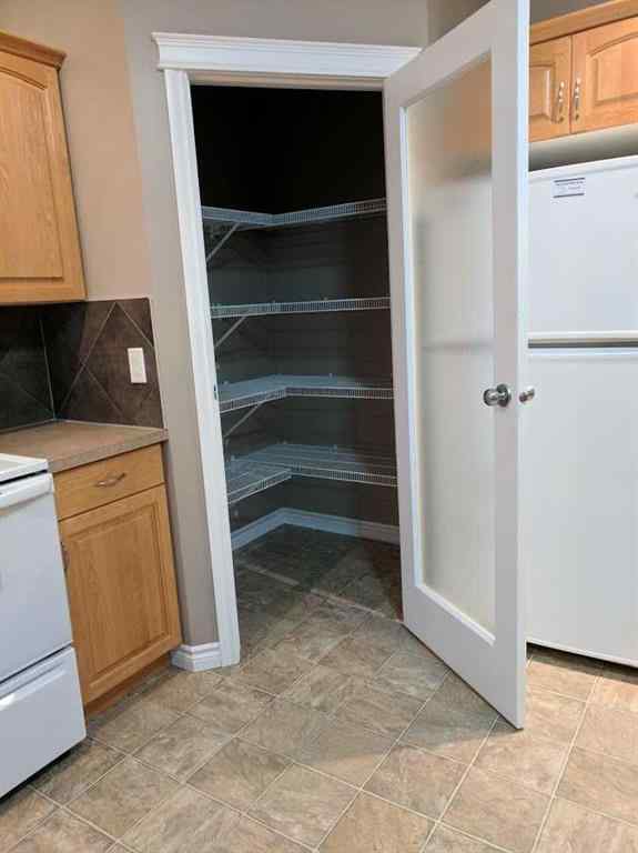 MLS® A2252616 - 8729 63 Avenue  in Summerside Grande Prairie, Residential