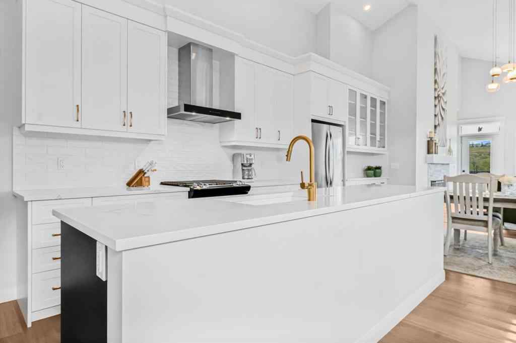 MLS® A2252617 - 187 Wolf Hollow Manor SE in Wolf Willow Calgary, Residential